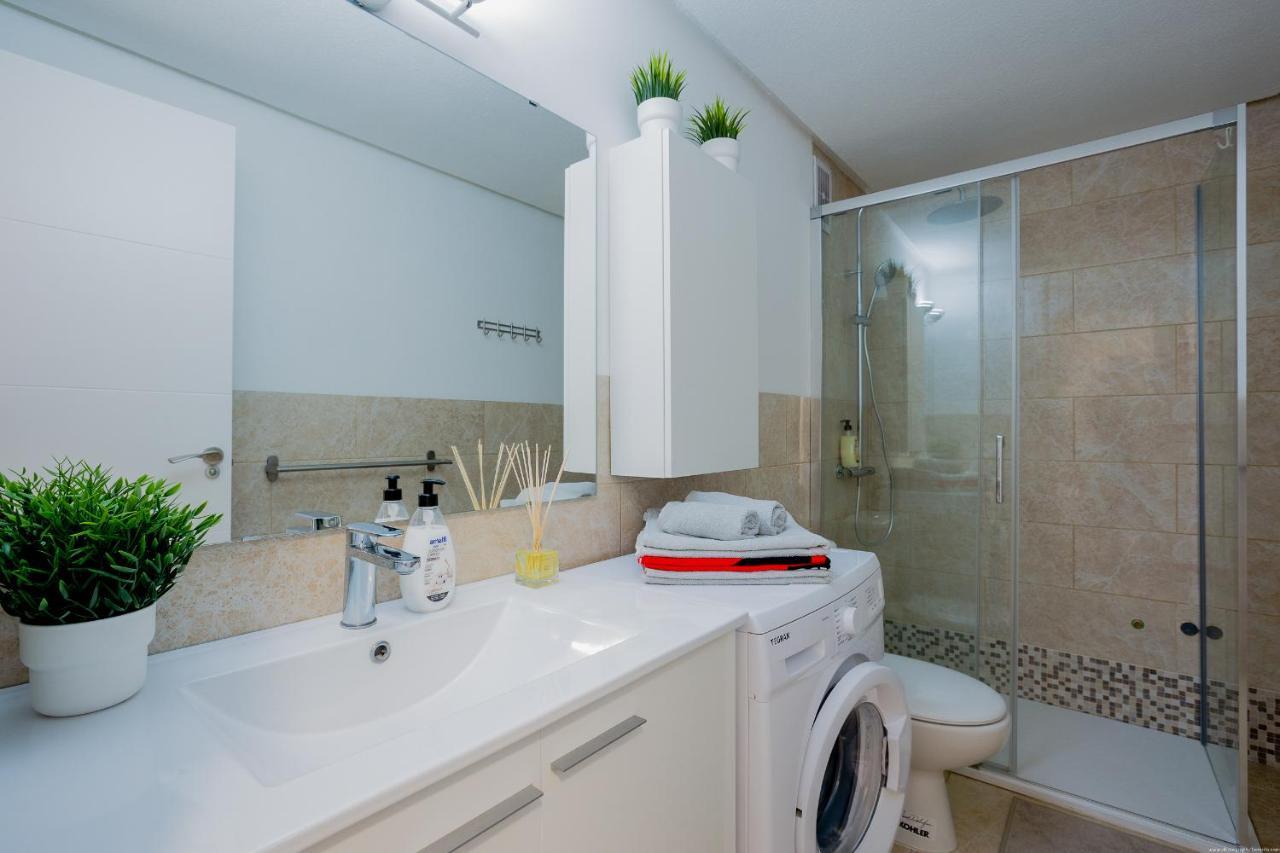 Bright & Stylish Apartment In Chipeque, Los Cristianos Arona  Dış mekan fotoğraf